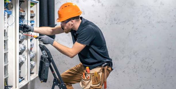 Best Circuit Breaker Repair  in Laverne, OK